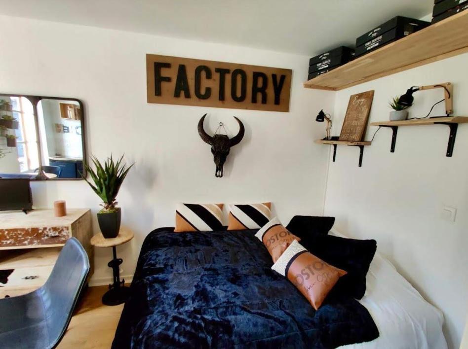 Apartment Escapade A *